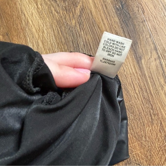 Leith Black Leather Sleeveless Top Zipper Back Closure Size Small - Picture 6 of 8